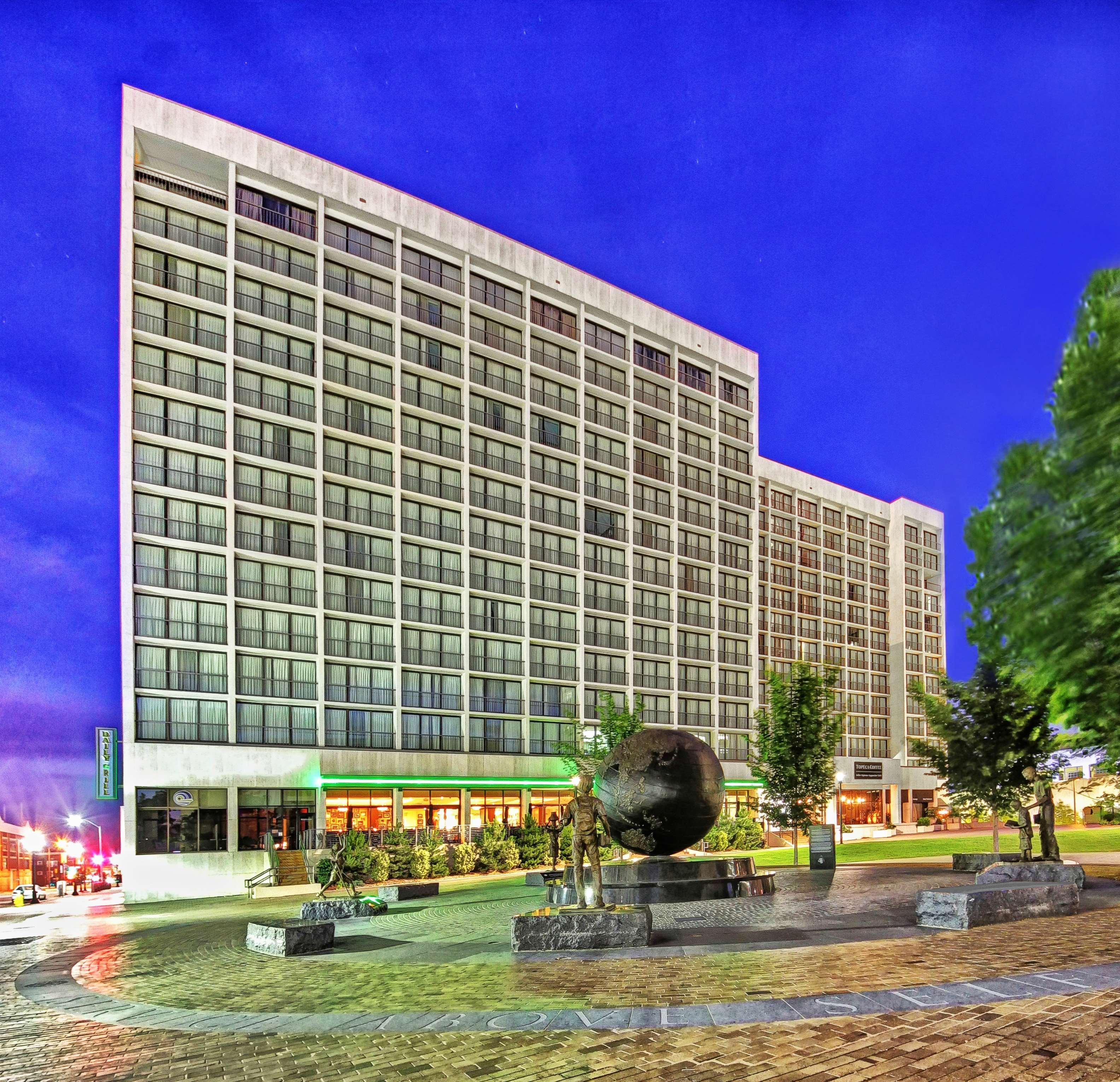 Hyatt Regency Tulsa Downtown Hotell Exteriör bild