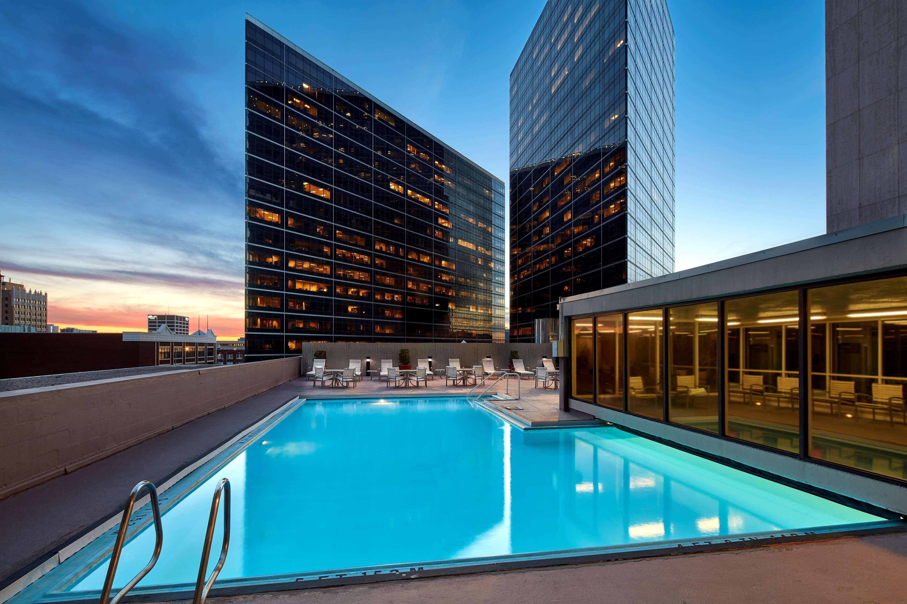 Hyatt Regency Tulsa Downtown Hotell Exteriör bild